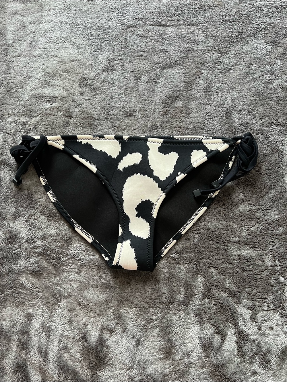 triangl swimwear Black Tie-Side Bikini Bottoms